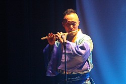 プロフィール